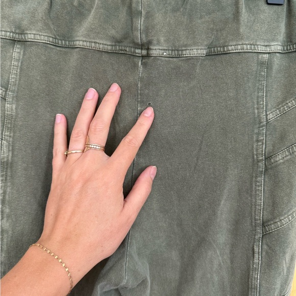 Sundance Olive Green Leggings - Picture 4 of 4